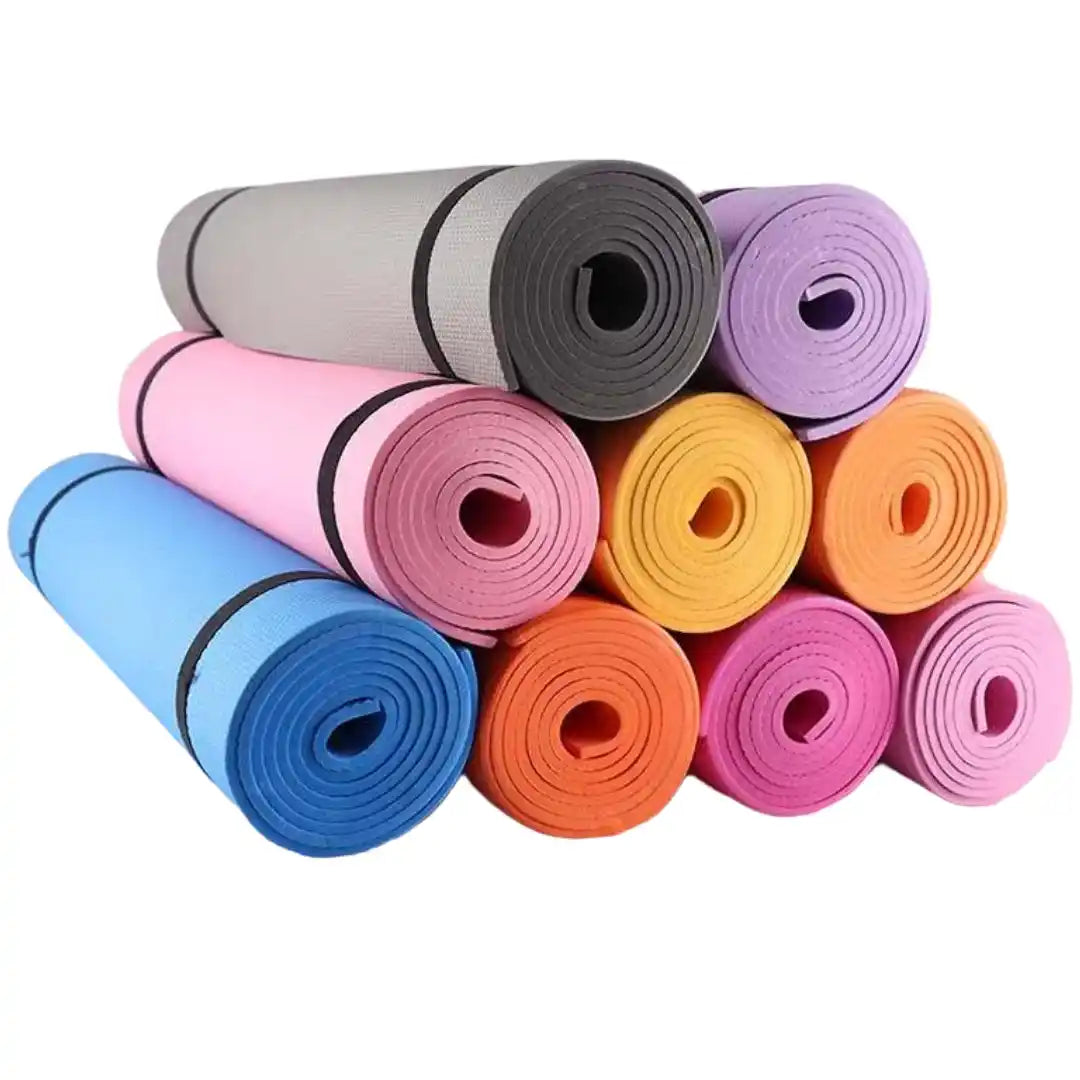 Infografía de mat de yoga y pilates hecho de material EVA de alta densidad, destacando su textura antideslizante, flexibilidad y resistencia al agua.