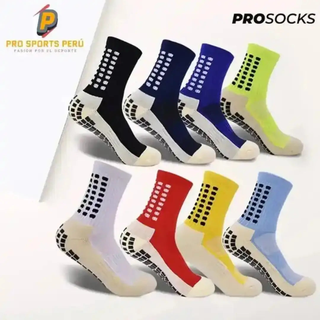 Variedad de stock de medias técnicas antideslizantes ProSocks disponibles en colores clásicos negro y blanco.
