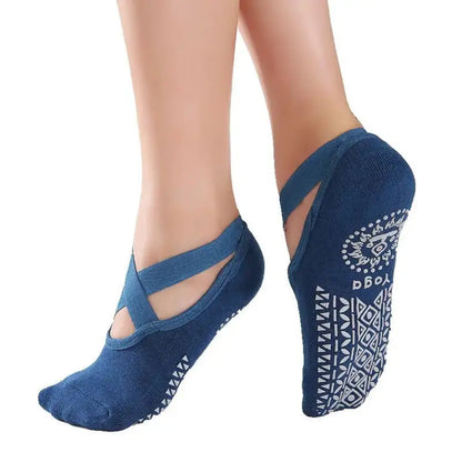 Medias elásticas antideslizantes color acero cian para prácticas de pilates barra y danza folclórica.