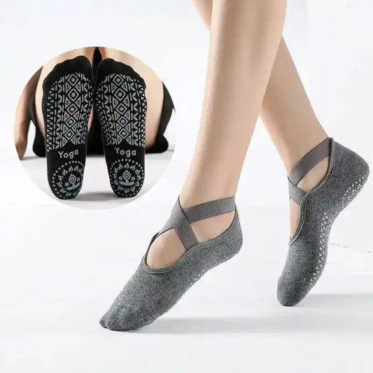 Catálogo de medias antideslizantes para yoga y marinera en colores negro, plomo, acero y conchevino.